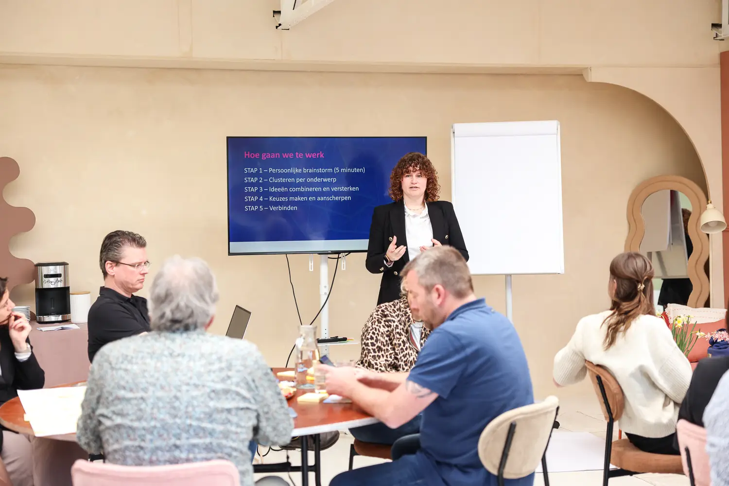 kleurrijke daglichtlocatie voor events en trainingen